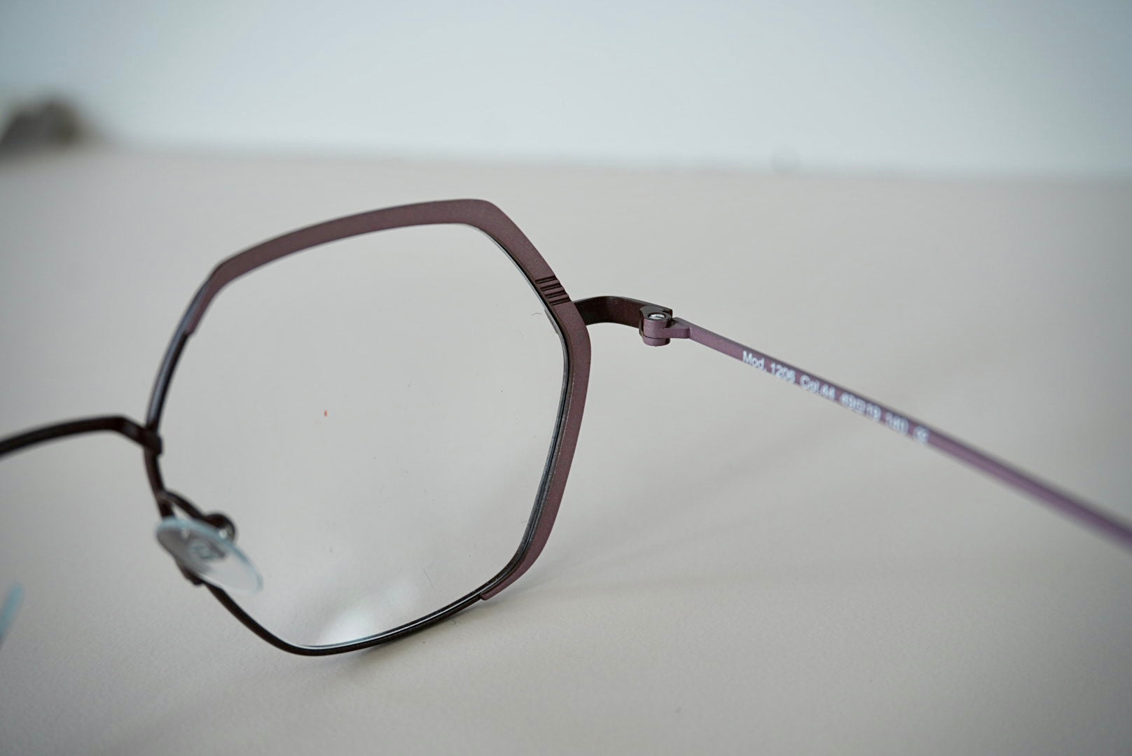 YOU'S Mod.1206 Col.44
