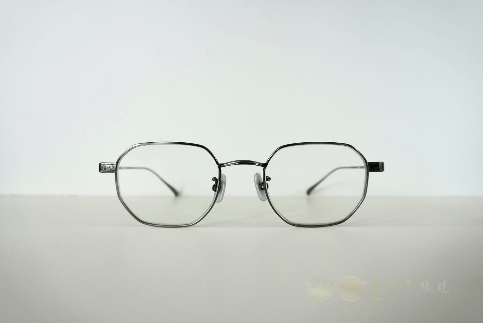 JUSTIN Col.03
